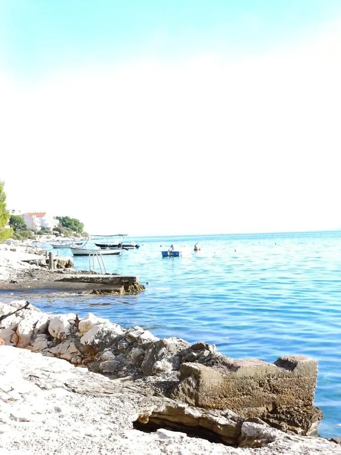 Apartment Delux Soba Sa Pogledom Na More, Hidromasaznom Kadom I Balkonom Trogir