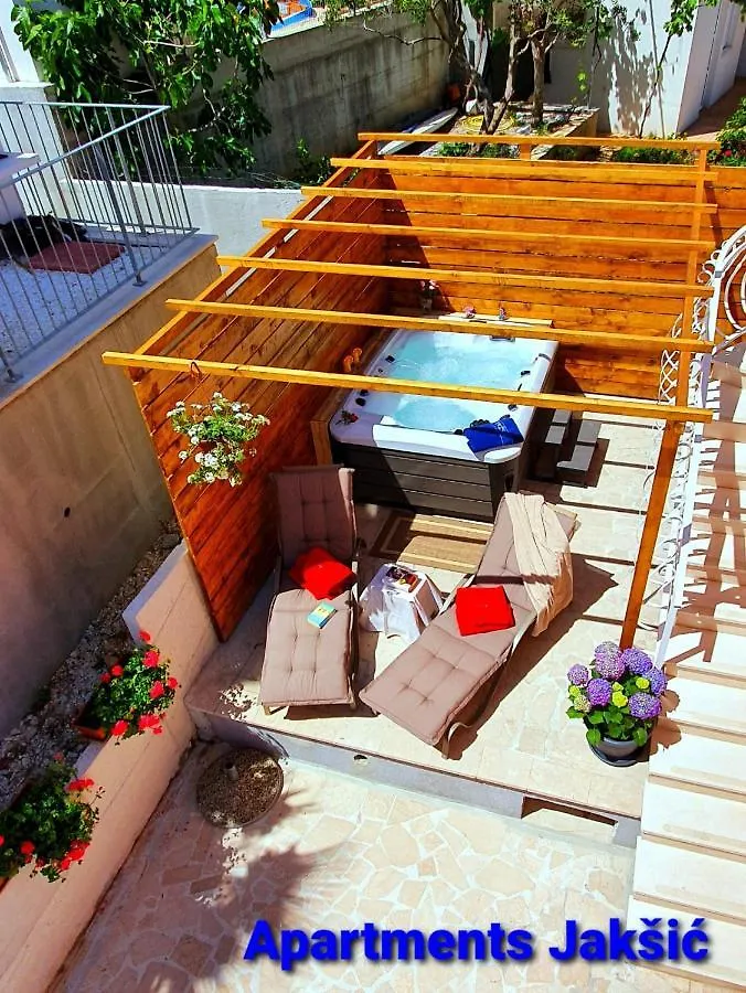 Apartment Delux Soba Sa Pogledom Na More, Hidromasaznom Kadom I Balkonom Trogir