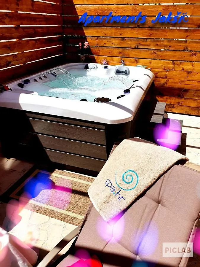 Delux Soba Sa Pogledom Na More, Hidromasaznom Kadom I Balkonom Trogir Apartment