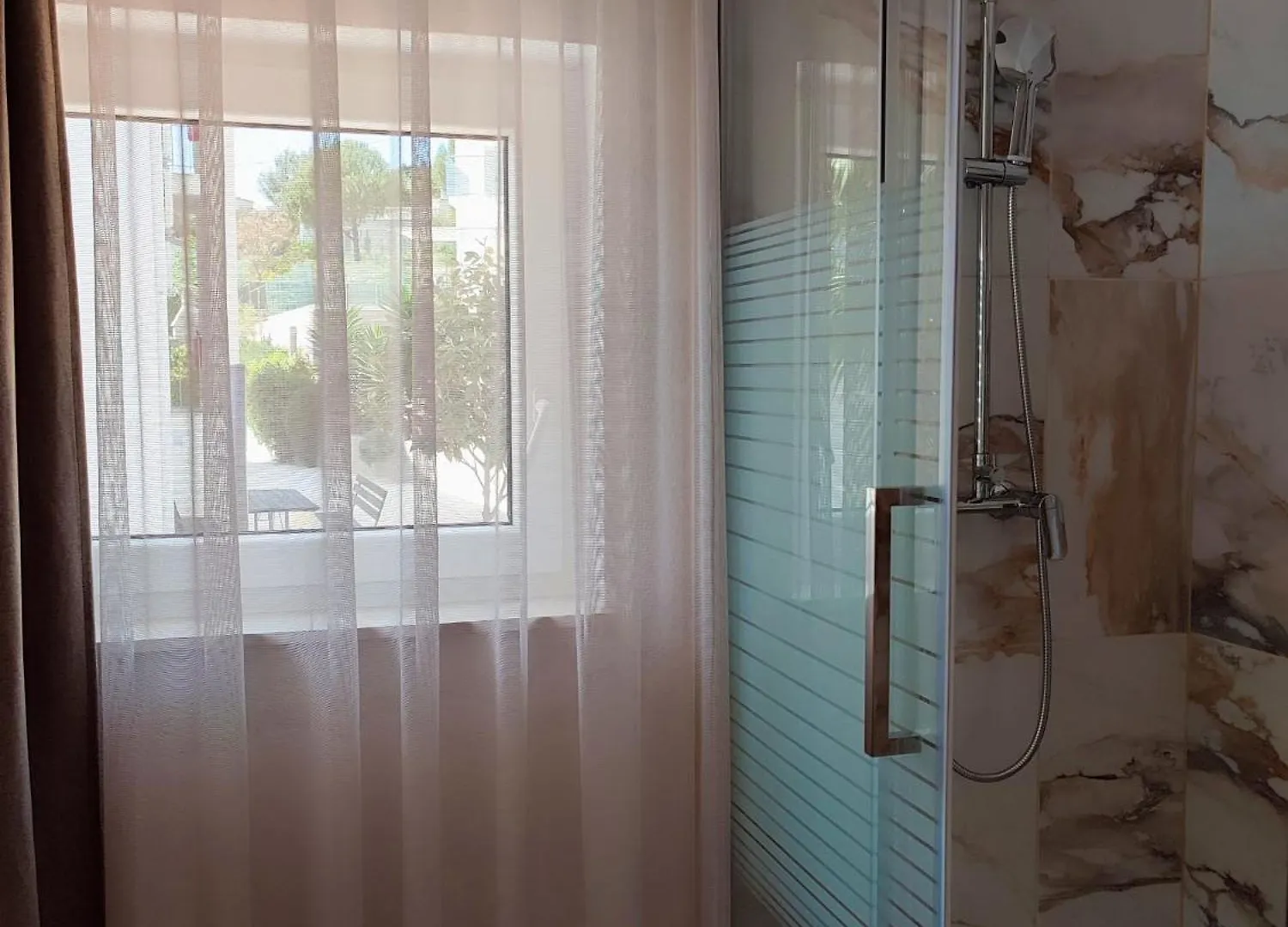 Apartment Delux Soba Sa Pogledom Na More, Hidromasaznom Kadom I Balkonom Trogir Croatia
