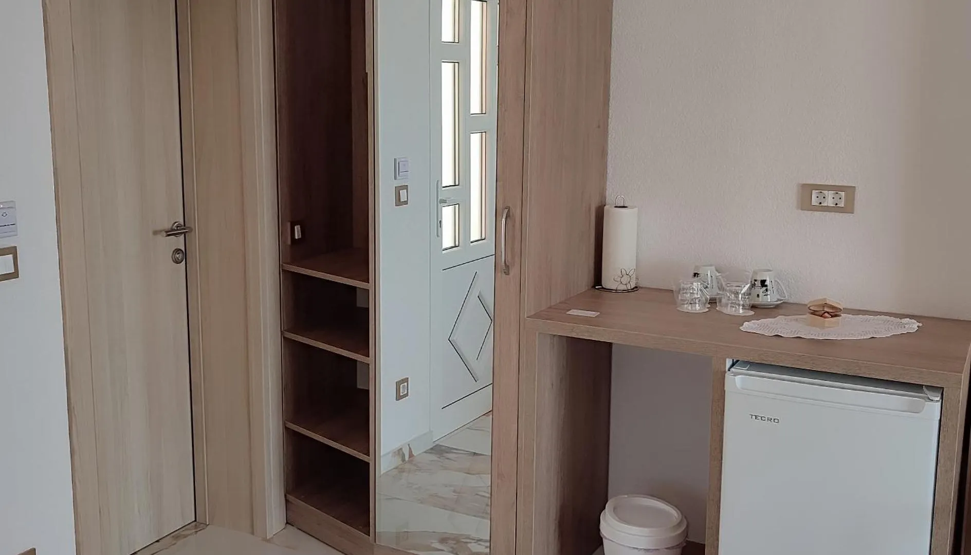 Apartment Delux Soba Sa Pogledom Na More, Hidromasaznom Kadom I Balkonom Trogir Croatia